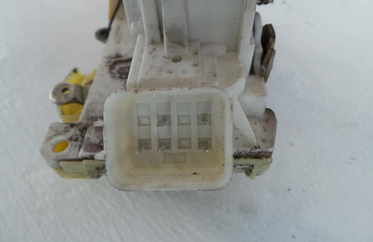 Ford Focus DFN DNW Bj.99 T&uuml;rschloss vorn rechts mit ZV XS41A21812CF